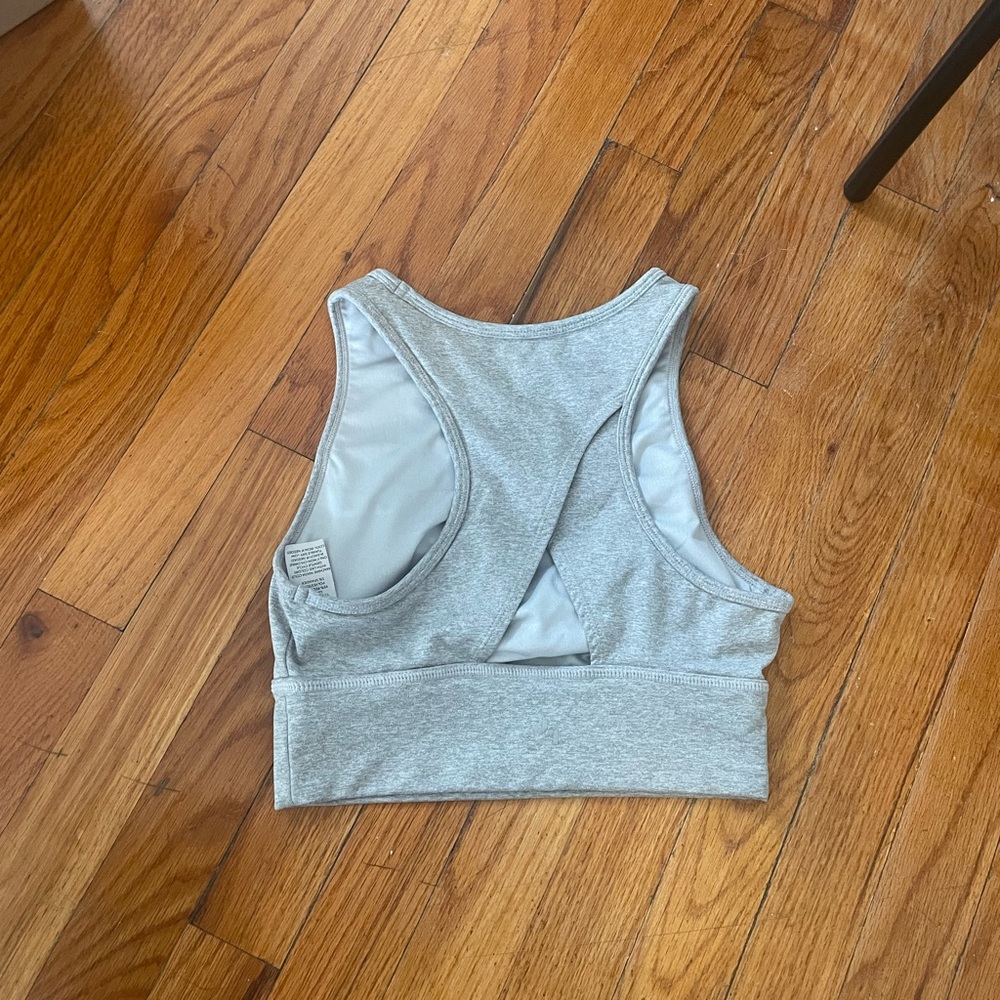 Target high neck cross back sports bra - Picture 2 of 2